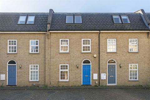 Baytree Mews, London SE17
