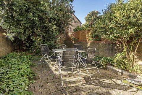 4 bedroom house for sale, Baytree Mews, London SE17