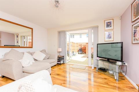 22 Laurence Rise, Dartford, DA2 6FX