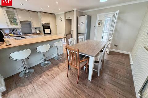 3 bedroom detached bungalow for sale, Meadowcroft Drive, Burnham-on-Sea, TA8