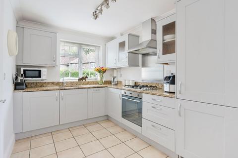 4 bedroom end of terrace house for sale, Buckland Road, Tadworth KT20
