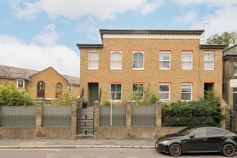undefined, Terrace Road, London E9