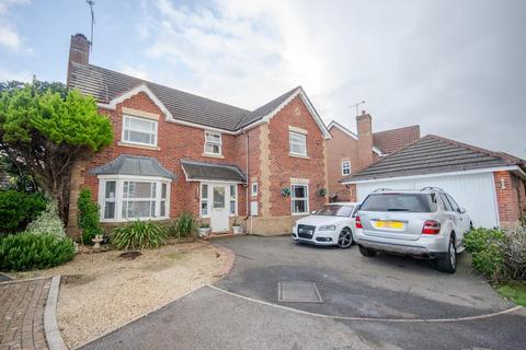 Heathfields, Downend, Bristol, BS16 6HT