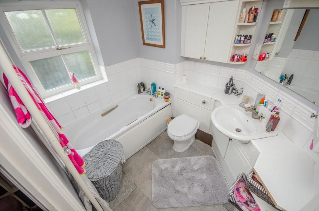 En suite.jpg