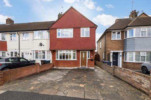 3 bedroom end of terrace house for sale, Kingsbridge Road, Morden SM4