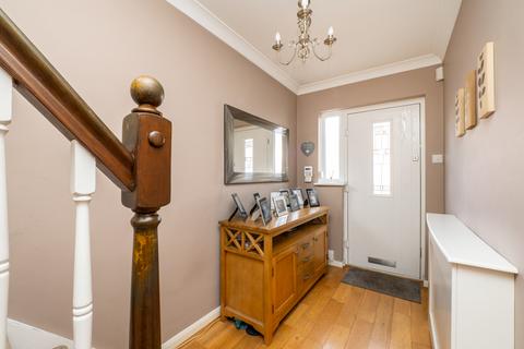 3 bedroom end of terrace house for sale, Kingsbridge Road, Morden SM4