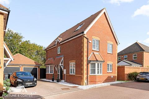 6 bedroom detached house for sale, Chelsea Gardens, Harlow
