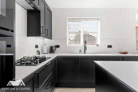 6 bedroom detached house for sale, Chelsea Gardens, Harlow