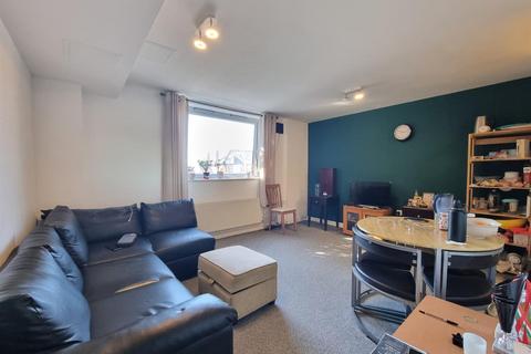 1 bedroom flat for sale, Axon Place, Ilford