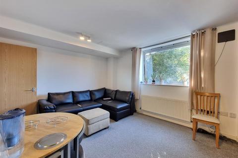 1 bedroom flat for sale, Axon Place, Ilford