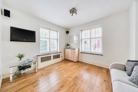 Studio for sale, Weymouth Street, Marylebone, London, W1G