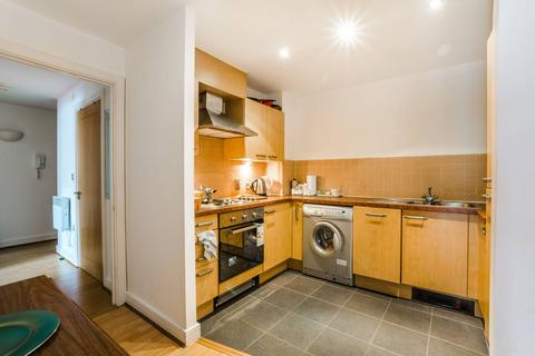 2 bedroom flat for sale, Granite Apartments, Stratford, London, E15