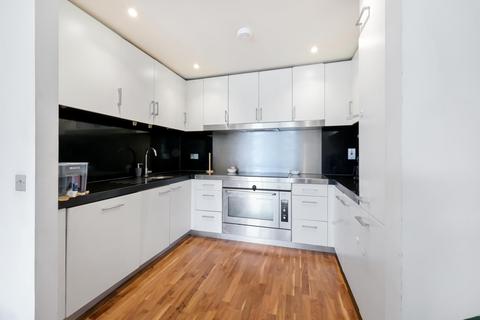 2 bedroom flat for sale, New Providence Wharf, 1 Fairmont Avenue, E14