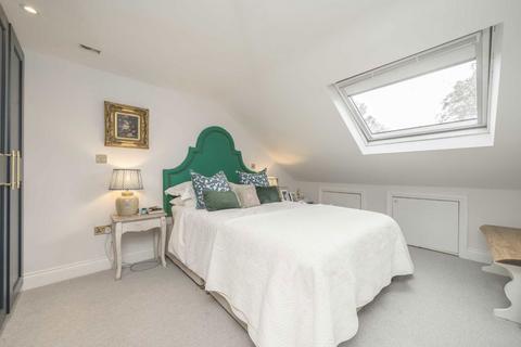 4 bedroom maisonette for sale, Pitshanger Lane, London W5
