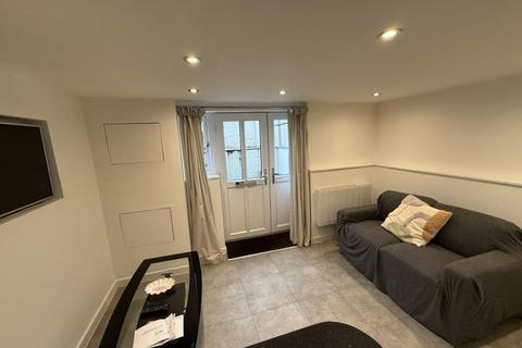 undefined, The Flat 15 Harvest Road Englefield Green Surrey