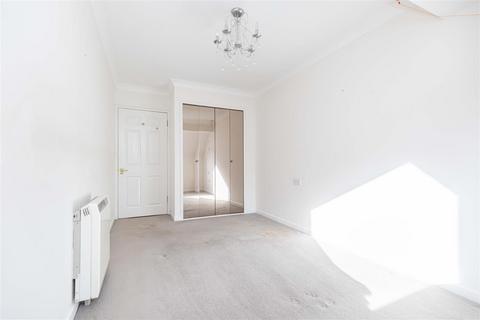 undefined, Queens Pk West Drive, Bournemouth BH8