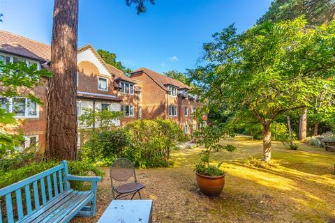 undefined, Queens Pk West Drive, Bournemouth BH8