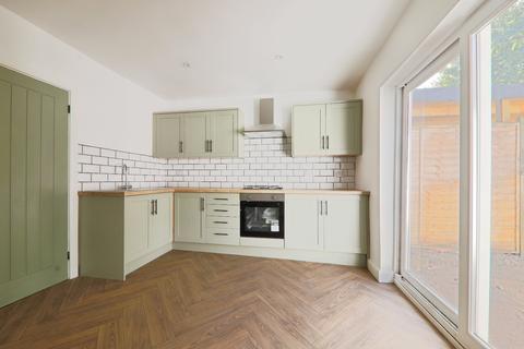 2 bedroom semi-detached house for sale, Main Street, Swanland, North Ferriby, HU14 3QP