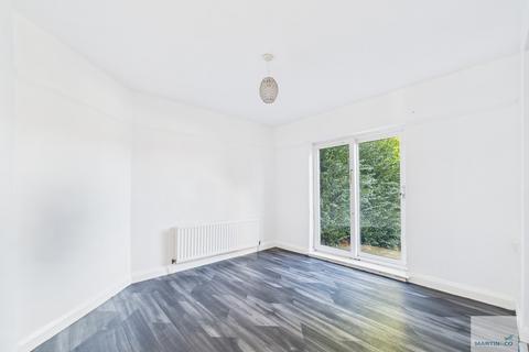 undefined, Anderson Crescent, Beeston