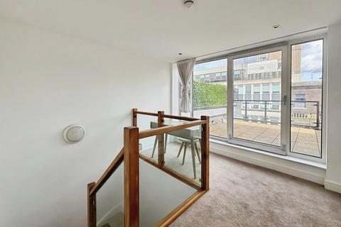 2 bedroom penthouse to rent, Bedford Chambers, LS1
