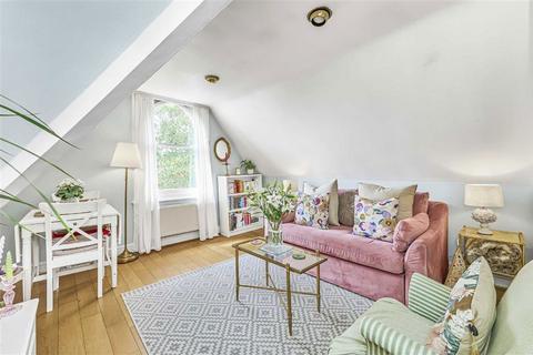 Bedford Hill, London SW12