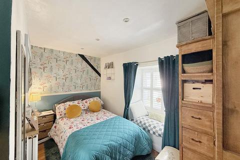 The Cottage Fore Street, Grampound, Truro, TR2 4SB