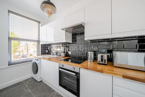 undefined, Brownlow Road, Bounds Green N11