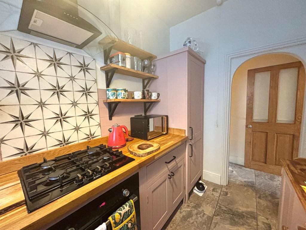 Kitchen 1
