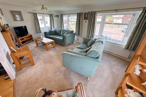 2 bedroom park home for sale, Upper Pendock