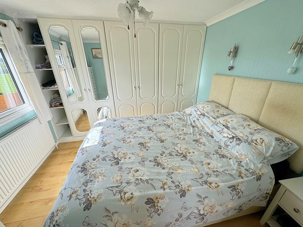 Bed 1