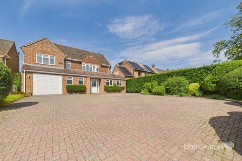 5 bedroom detached house for sale, North Avenue, Ashbourne