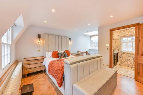 undefined, Colville Place, Fitzrovia, London, W1T