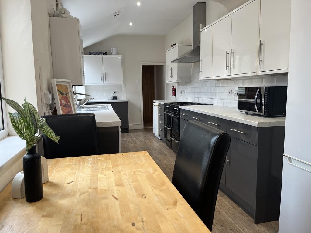 529 B09 D6-7579-4 BDA-9044-1 BEC9 C11 E7 E2 1 105 c.jpeg