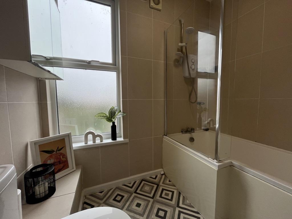 1 FA699 A7-08 BD-4 D7 F-866 E-68 D152 D68 A9 E 1 105 c.jpeg