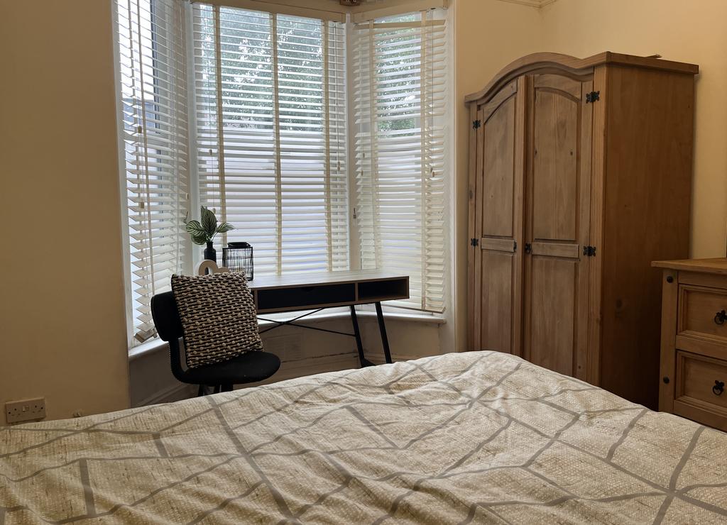 D683 A656-A328-45 A8-826 F-88 CE275 CB193 1 201 a.jpeg