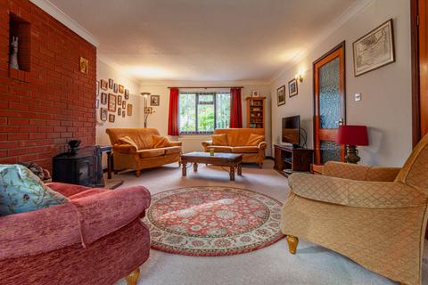 4 bedroom detached bungalow for sale, Shop Road, Clopton, IP13 6QP