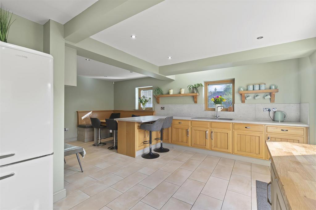 Dining Kitchen