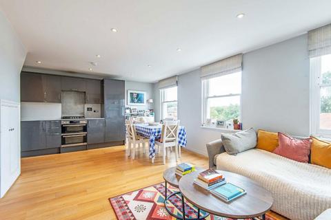 2 bedroom flat for sale, St. Quintin Avenue, London W10