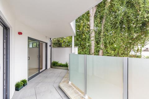 undefined, Lillium Mews, Wimbledon, London, SW19