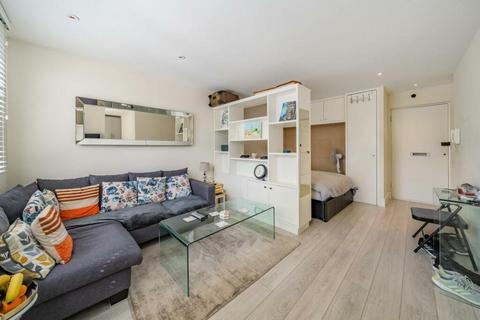 undefined, Heath Lane, West Hill, Putney