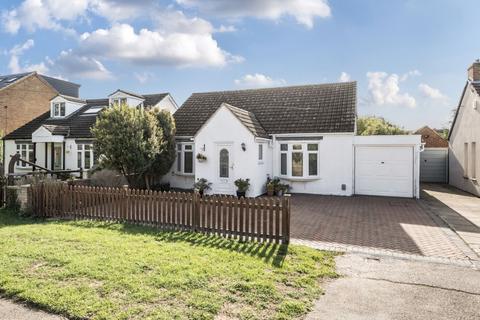 4 bedroom bungalow for sale, Stagsden Road, Bromham, Bedford