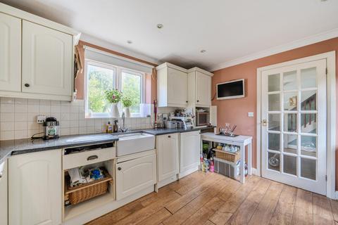 undefined, Dunfee Way, West Byfleet, Surrey, KT14
