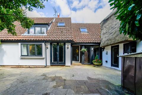47 - 48 Chapel Road, Weston Colville, Cambridge, CB21 5NX
