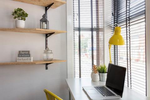 undefined, Student Housing, Lincoln LN5