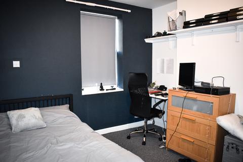 undefined, Student Housing, Lincoln LN5