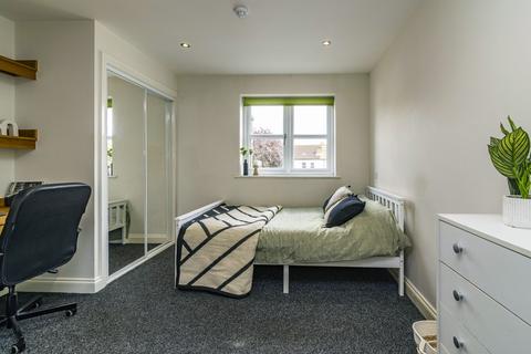 undefined, Student Housing, Lincoln LN5