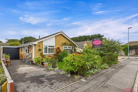 2 bedroom detached bungalow for sale, Mountbatten Close, Christchurch