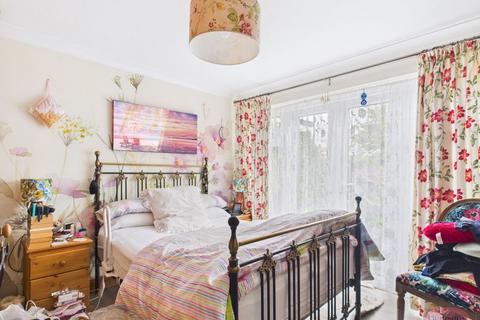 2 bedroom detached bungalow for sale, Mountbatten Close, Christchurch