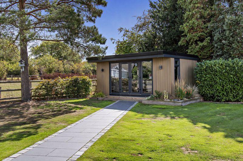 Home Office/Garden