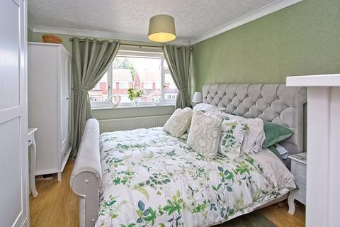 3 bedroom semi-detached house for sale, Harlech Road, Willenhall